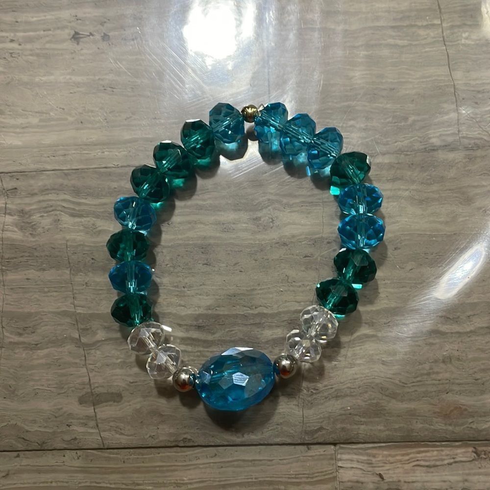 Blue streak bracelet